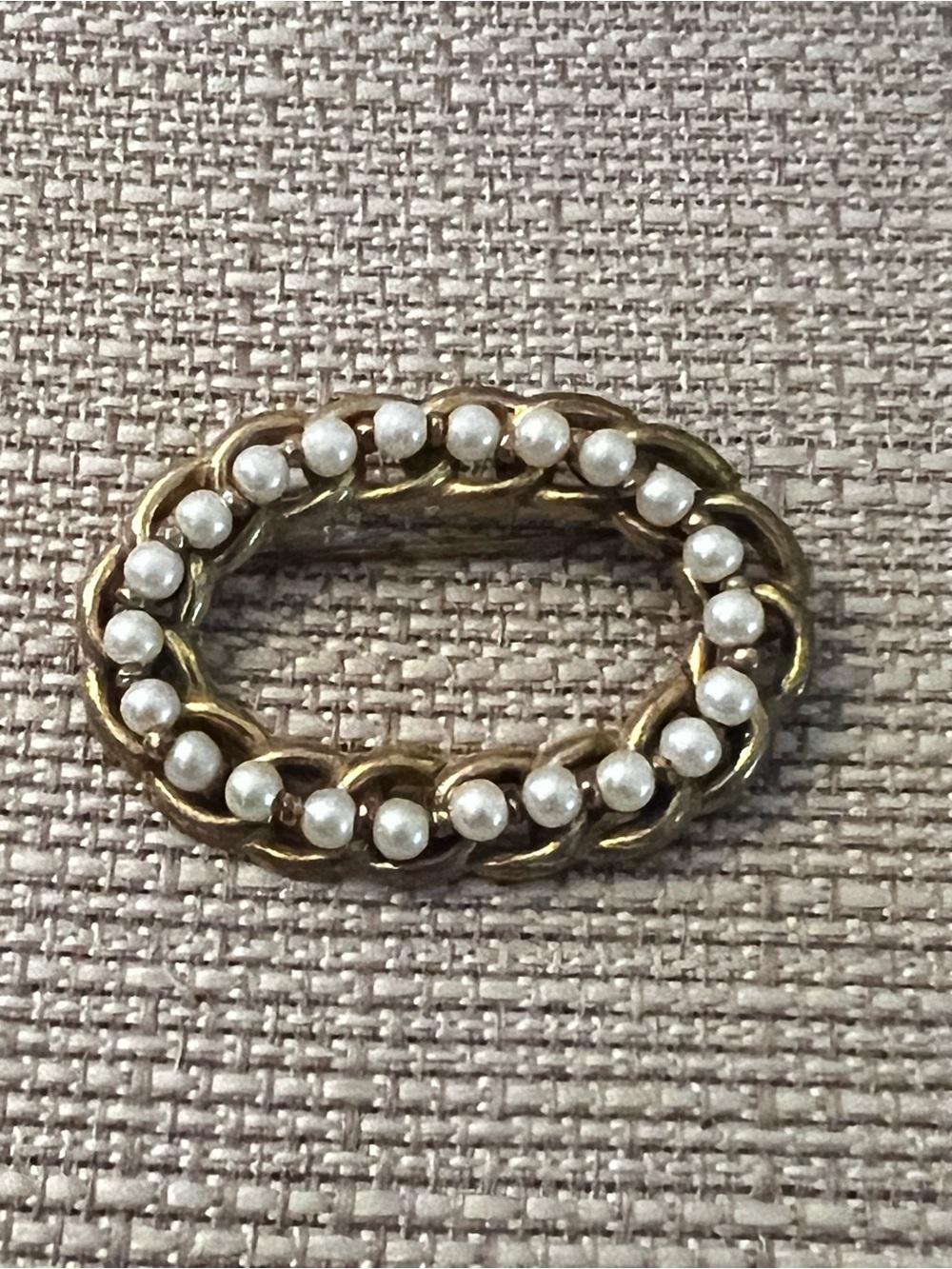 Vintage Unsigned Miriam Haskell Hand Wired Faux Pearl Oval Brooch Pin